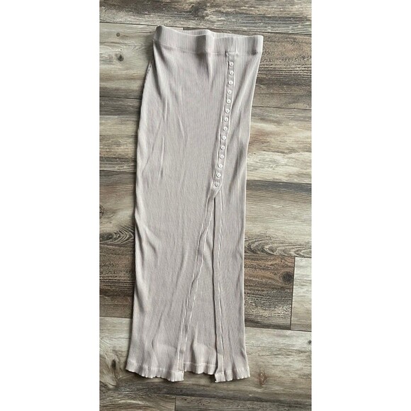 Zara Dresses & Skirts - Zara Womens Tan Knit Skirt Midi Button High Slit Size Small